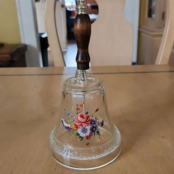 Glass Foral dinner bell made in England - Picture 1 of 5